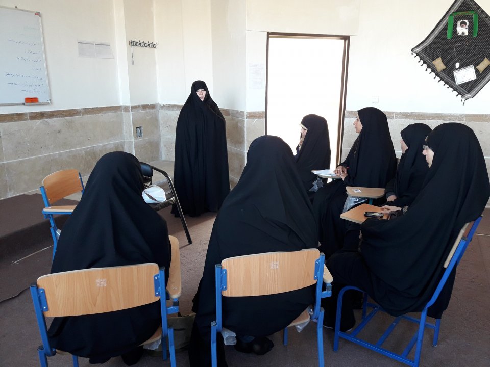 برگزاری جلسه ژورنال کلاپ در مدرسه ایمانیه تاکستان